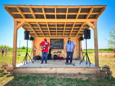 Live Music!